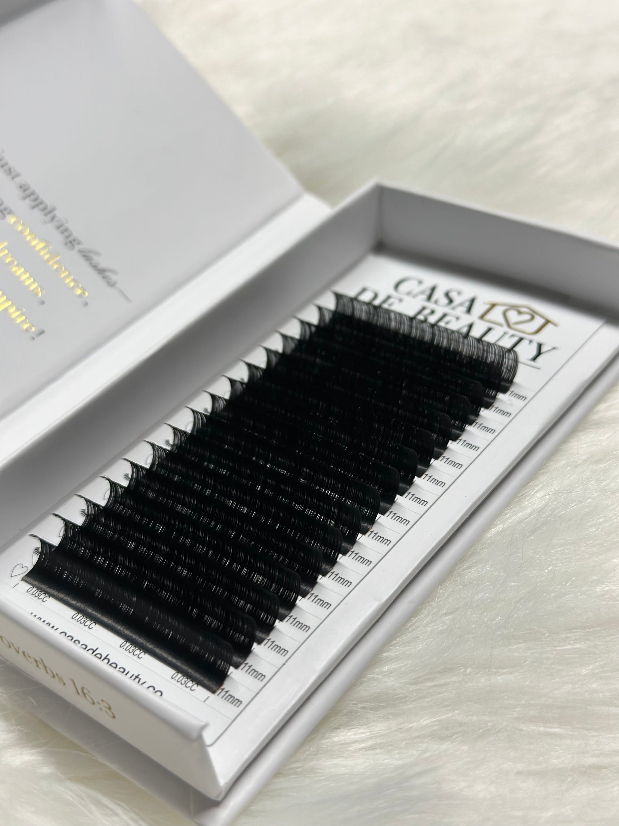 0.03 Premium Faux Mink Matte Single Trays