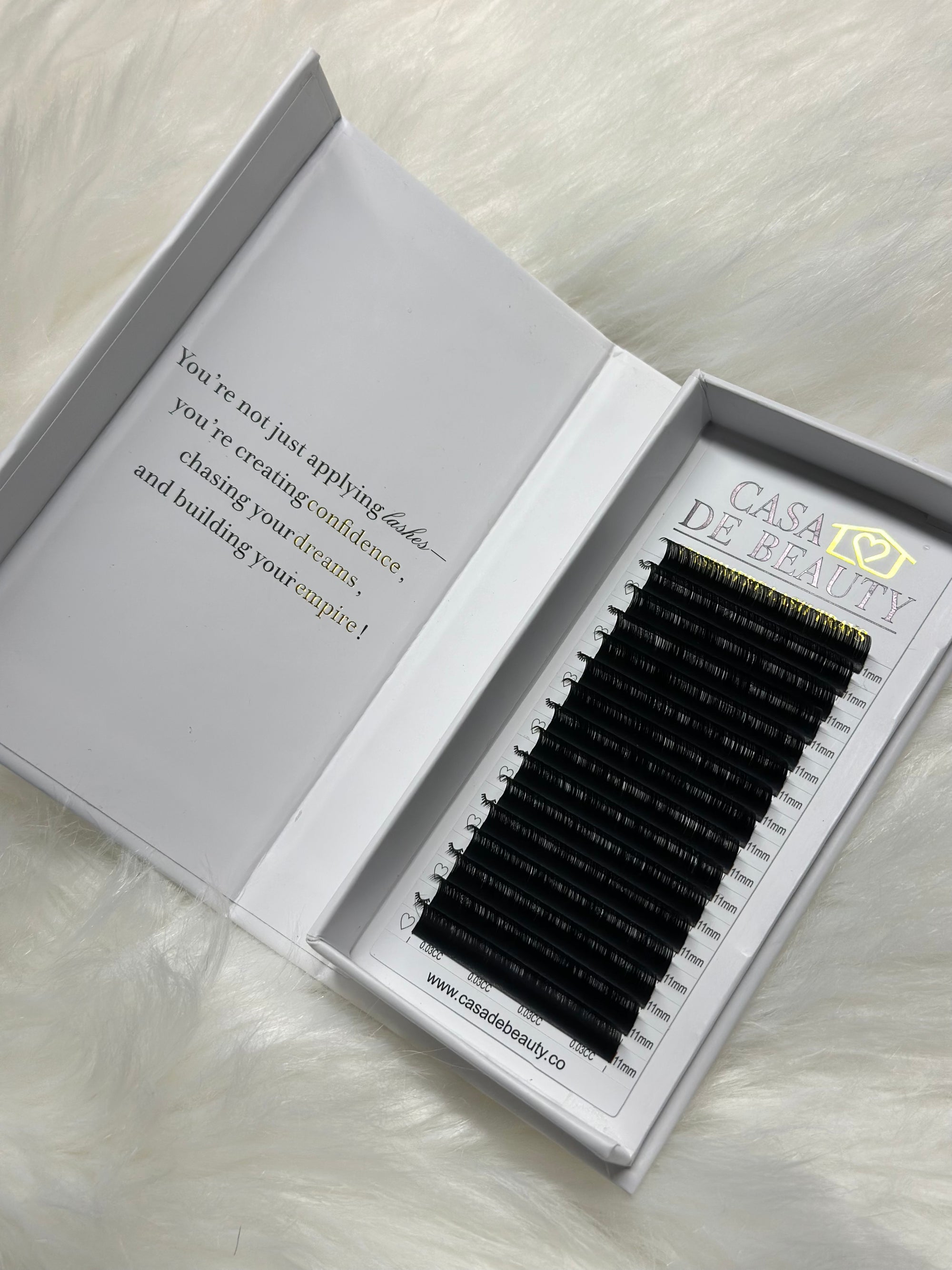0.03 Premium Faux Mink Matte Single Trays